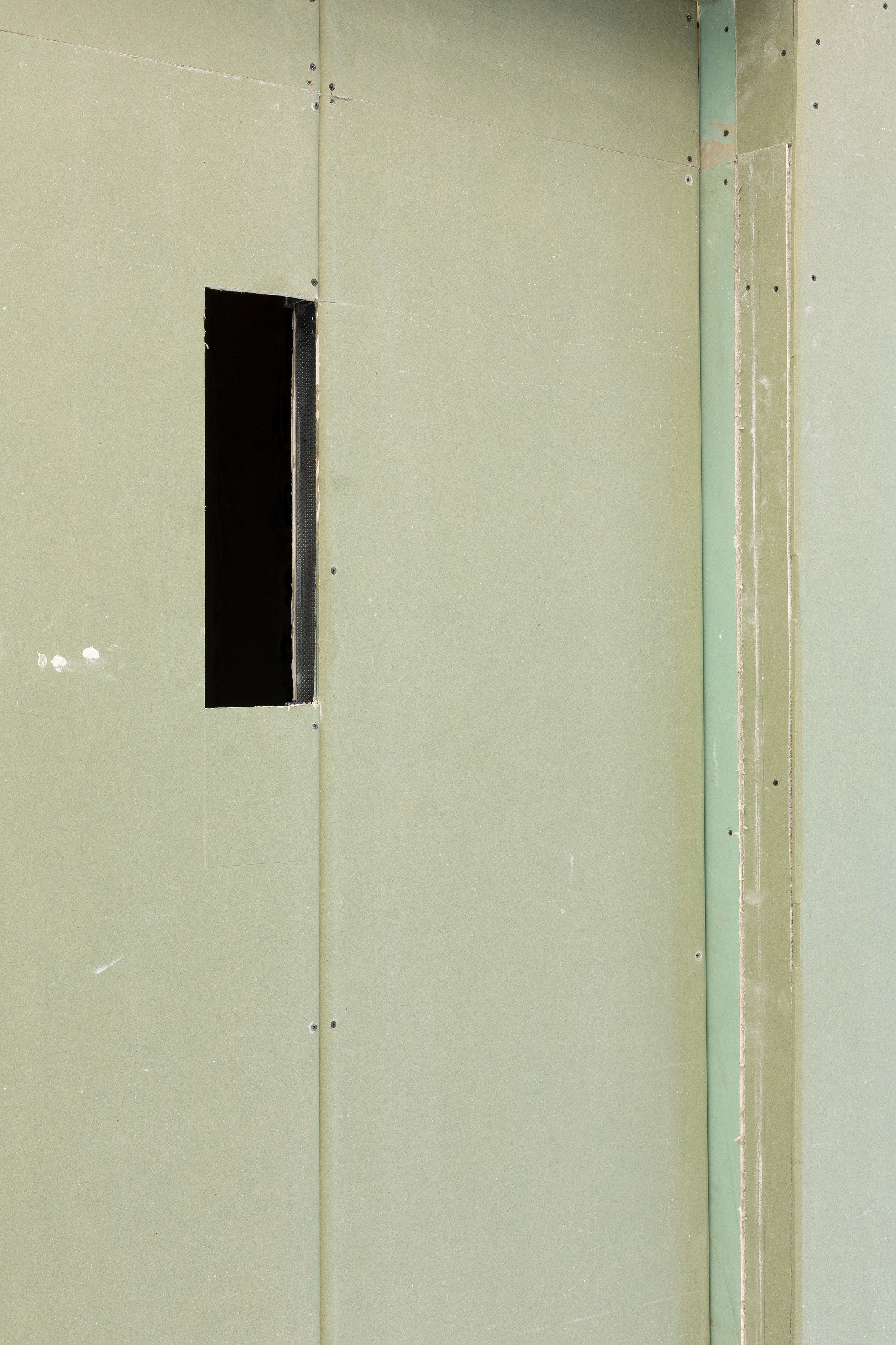Onur Gökmen, Possession at Scherben, photo 5