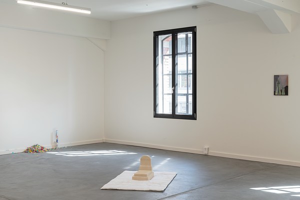 Image 15 of 40