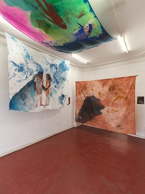 Image 10 of 33