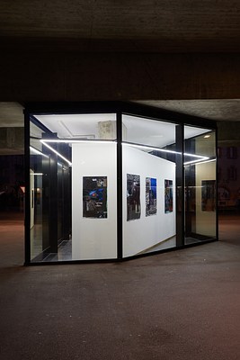 Image 2 of 7