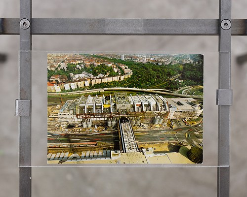 Image 17 of 27