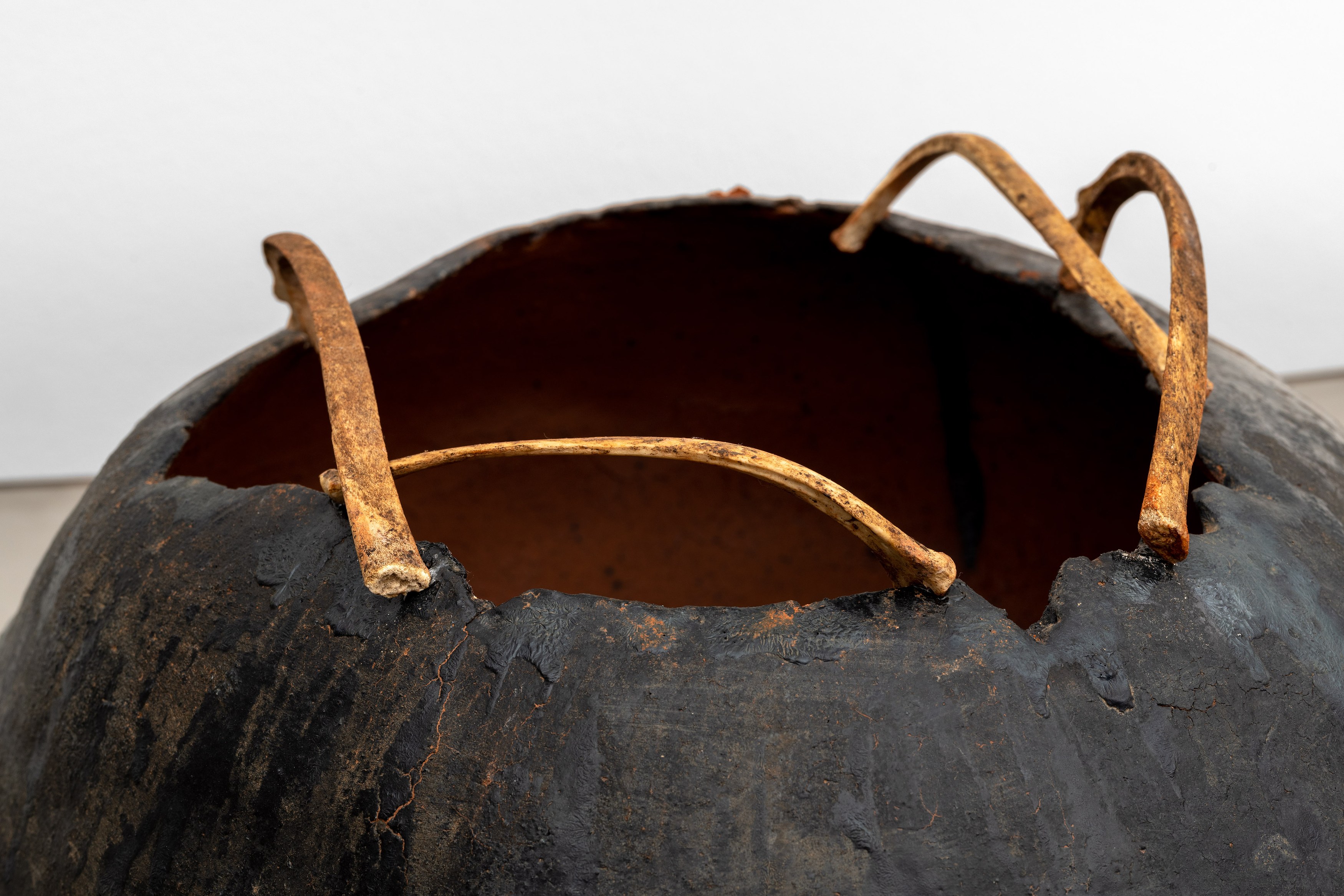 Adebunmi Gbadebo, Andrés Monzón-Aguirre, Inventing the Rest: New Adventures in Clay at Maximillian William, photo 9