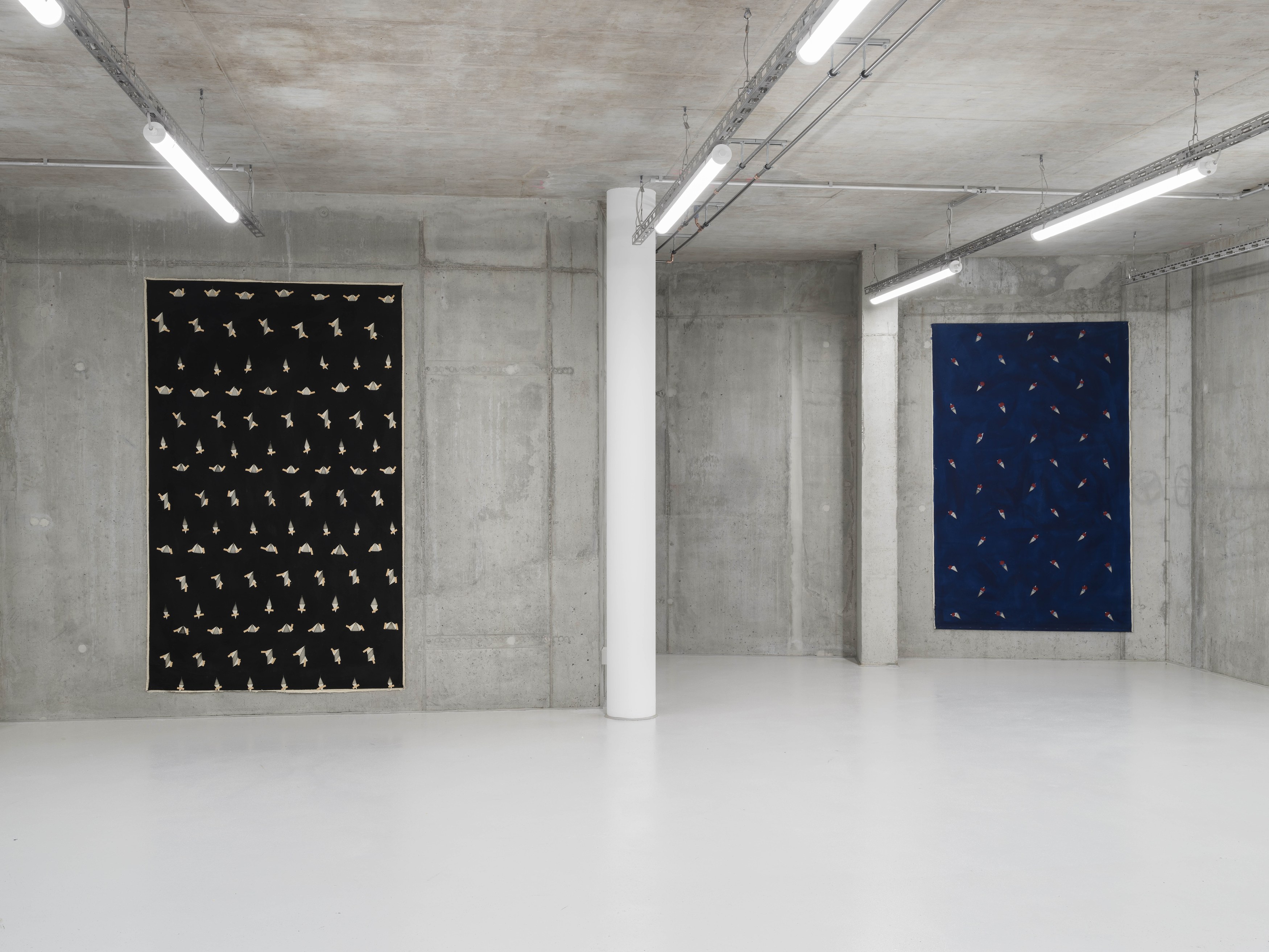 Edita Schubert, Self-Portrait Behind a Perforated Canvas at Galerie Molitor, photo 6