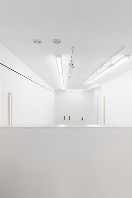Image 2 of 22