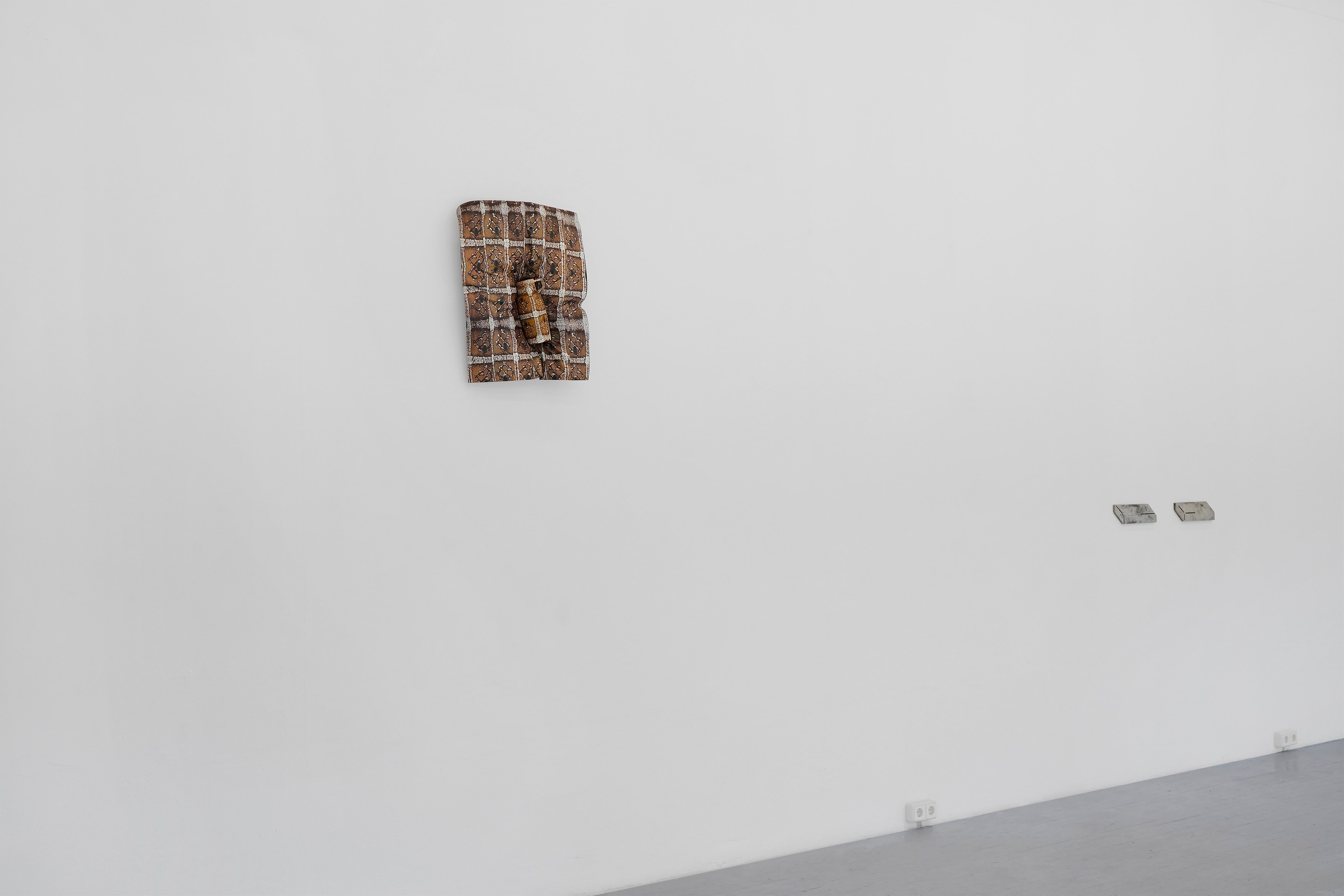 Mika Schwarz, A Knight’s Willing Suspension of Disbelief at Scherben, photo 3