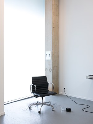 Image 10 of 16
