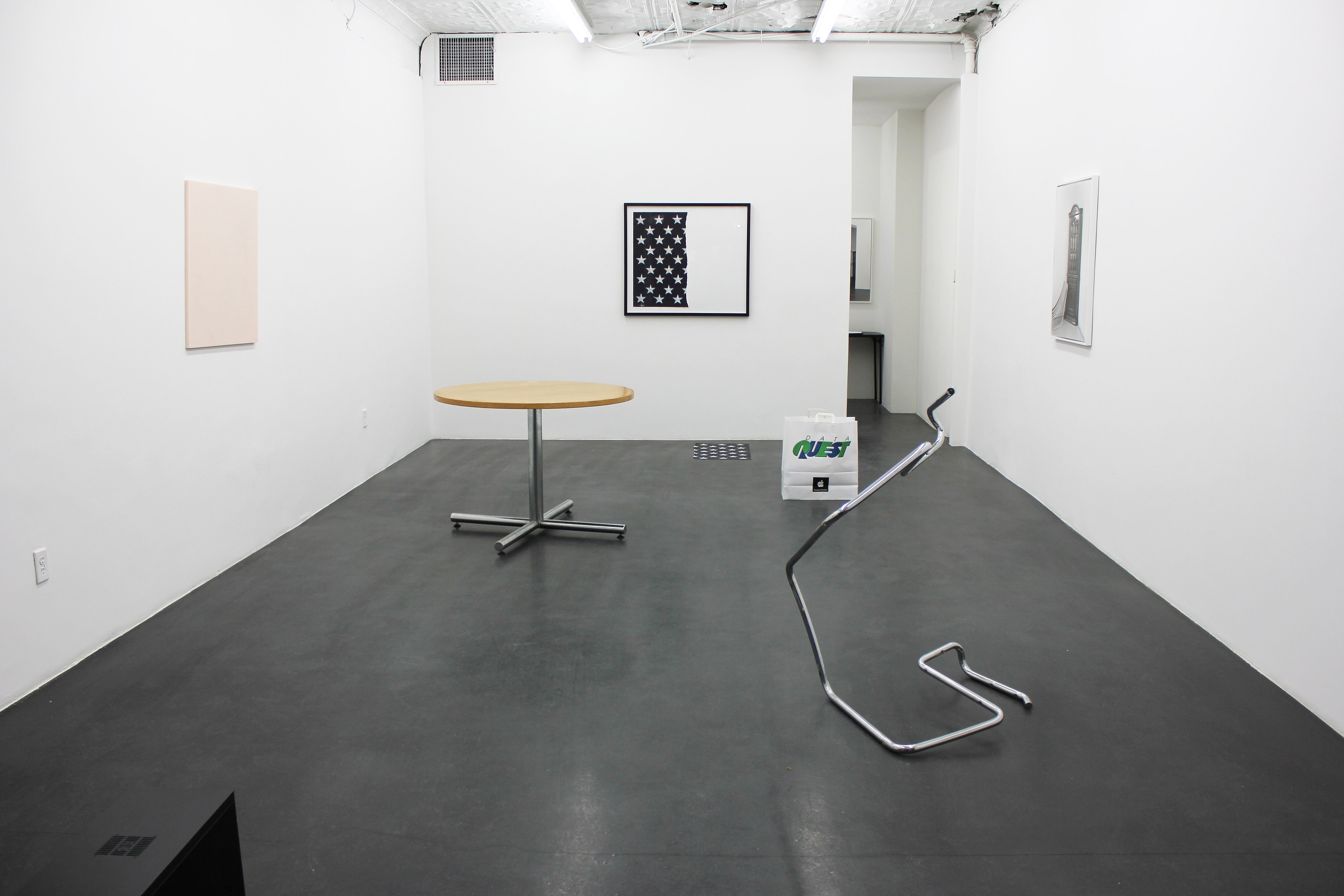 The Contract, The Contract at Maxwell Graham, photo 2