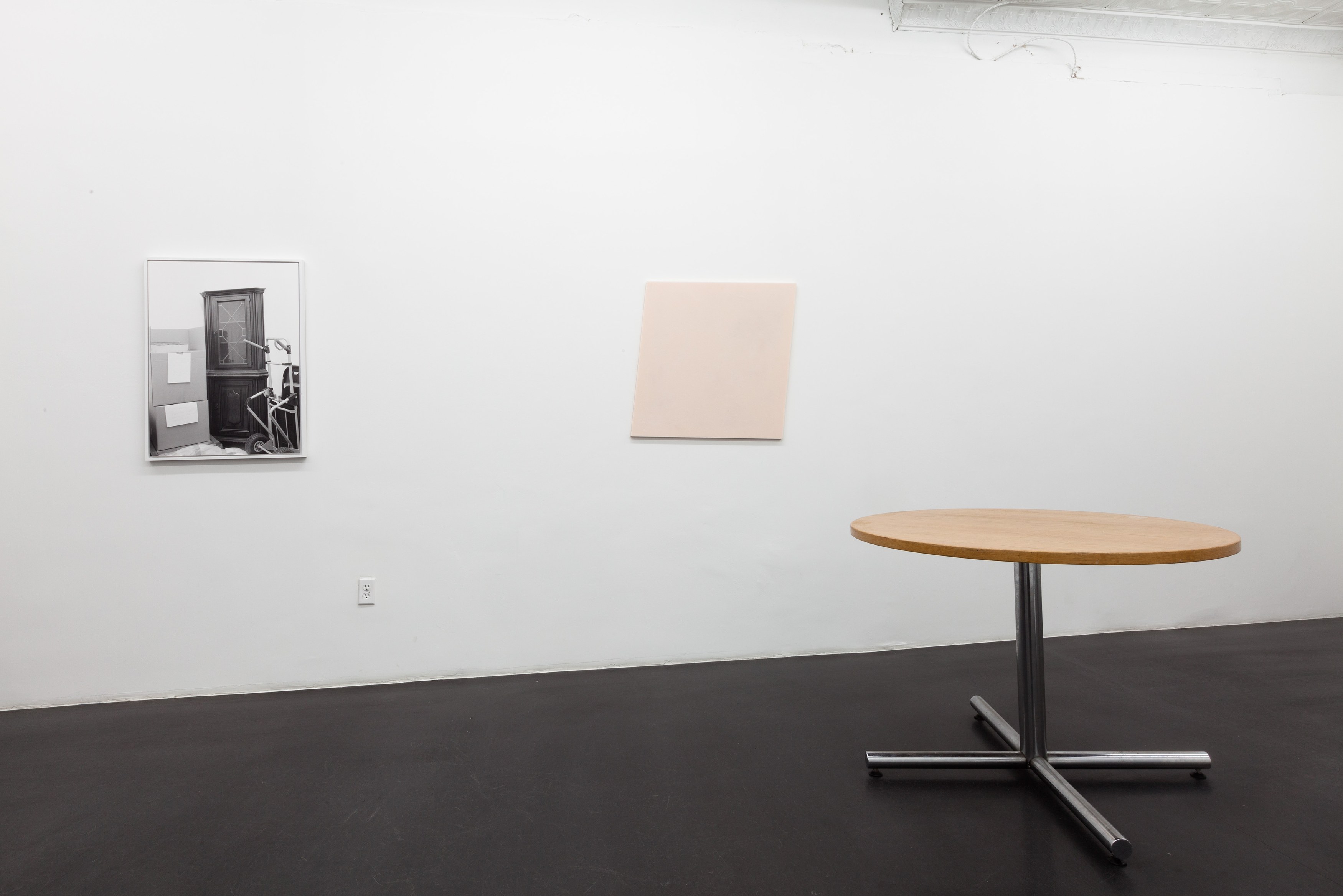 The Contract, The Contract at Maxwell Graham, photo 6