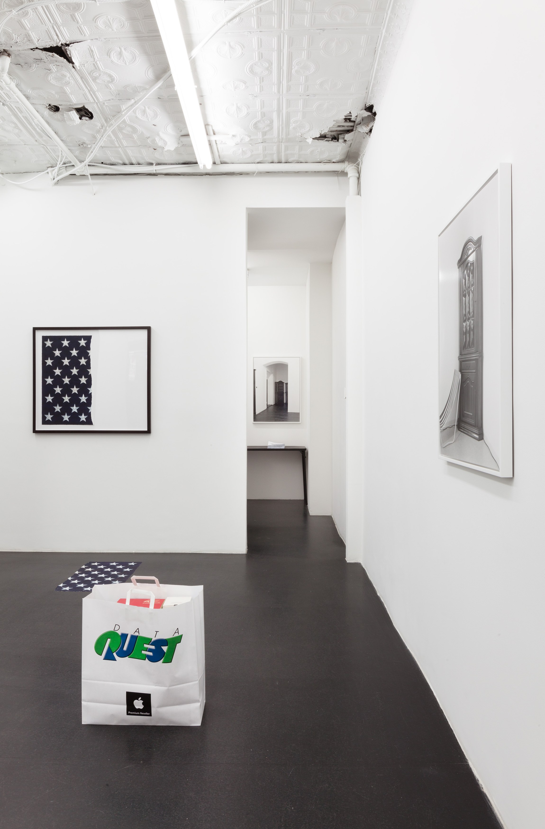 The Contract, The Contract at Maxwell Graham, photo 10
