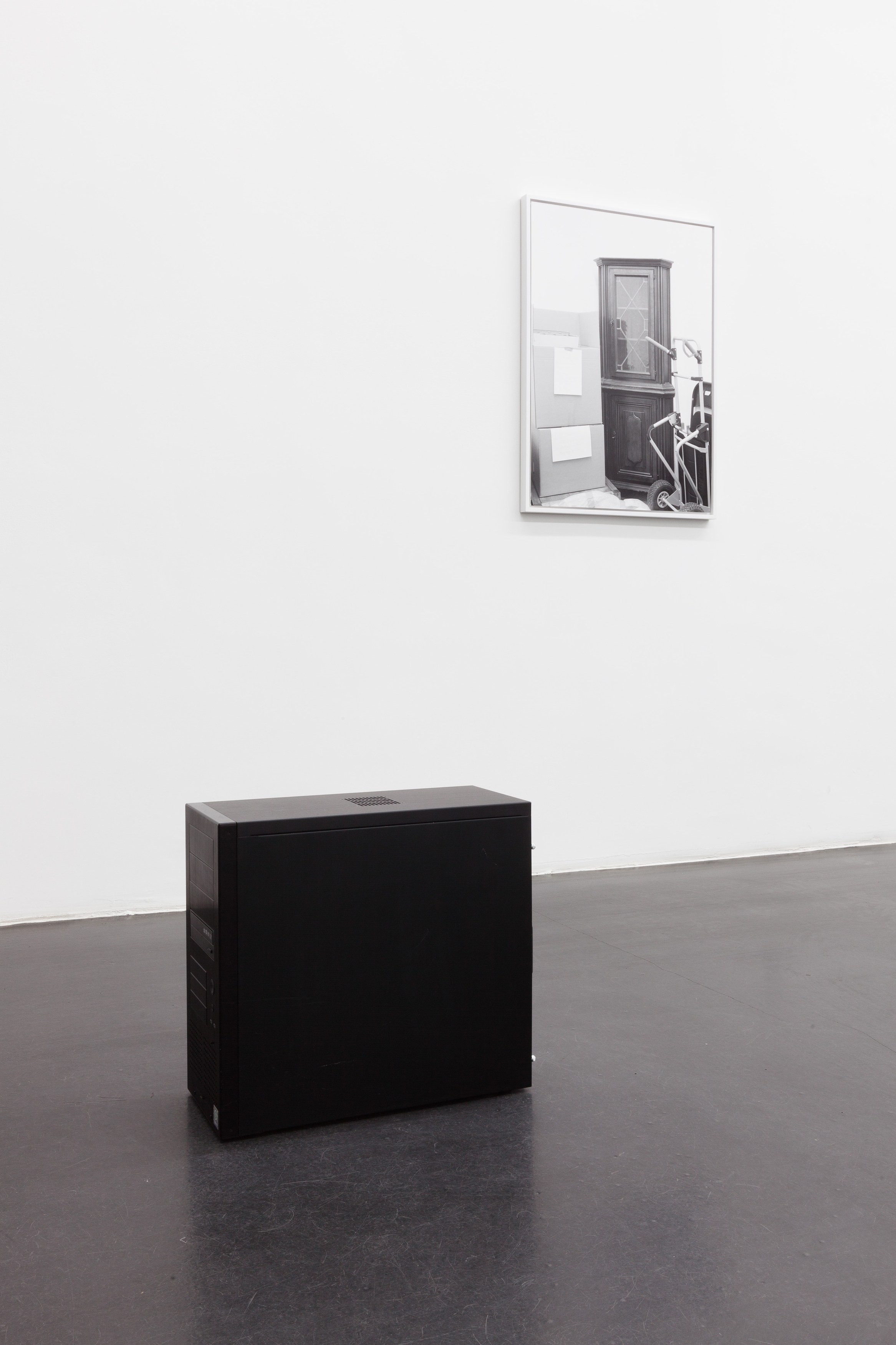 The Contract, The Contract at Maxwell Graham, photo 14