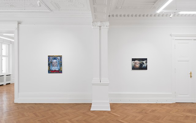 Image 5 of 27