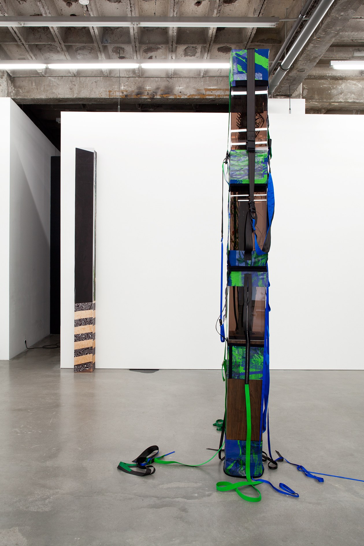 Tobias Madison, Untitled at Sammlung Haubrok and Paris Bar, Berlin, photo 3