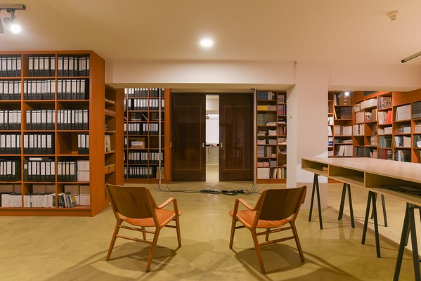 Image 19 of 25