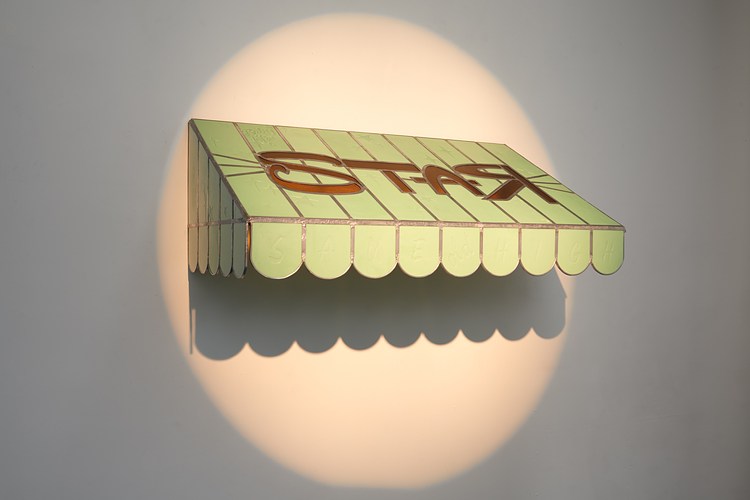 Kelly Wall Contemporary Art Library