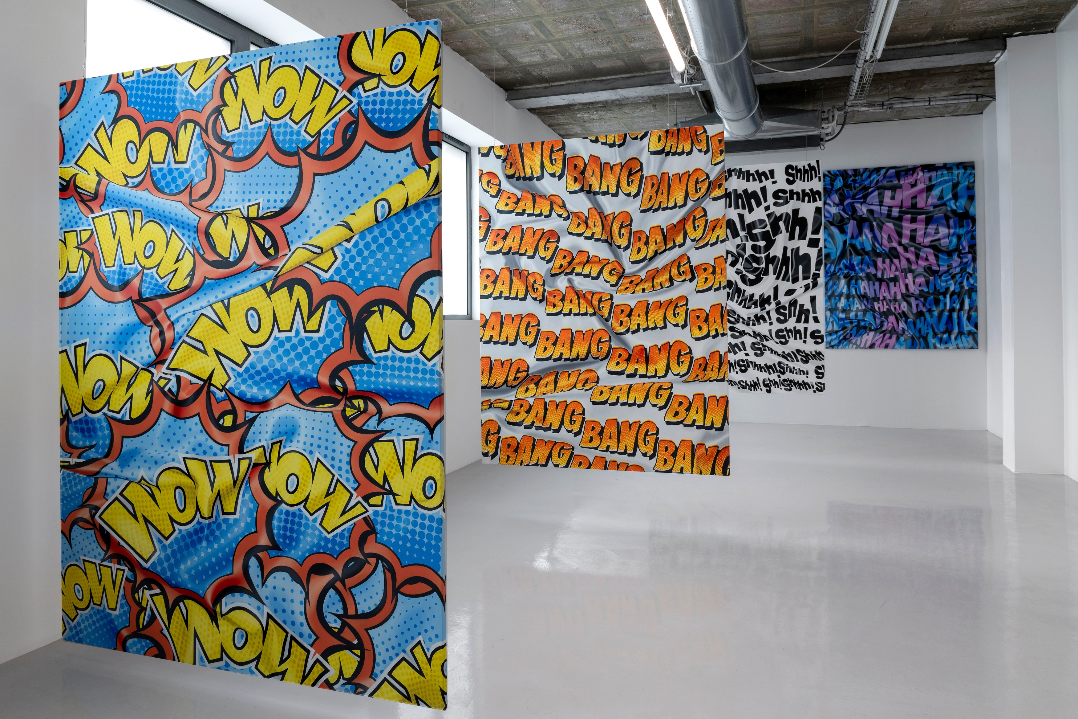 Eliza Douglas, Lily van der Stokker, Parole at Air de Paris, photo 3