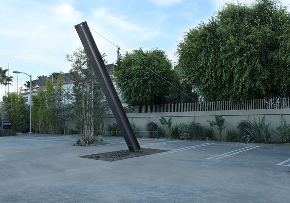 Image 25 of 27