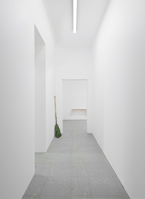 Image 1 of 14