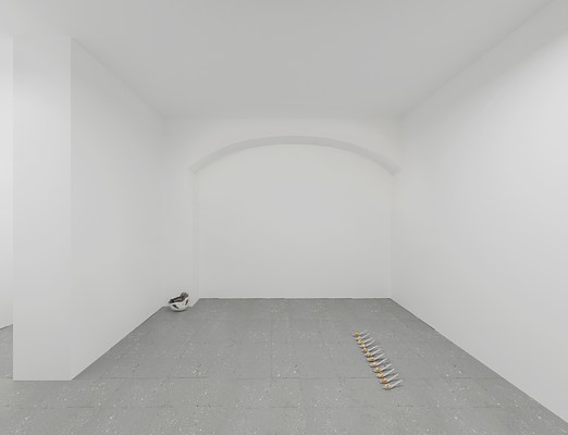 Image 2 of 14