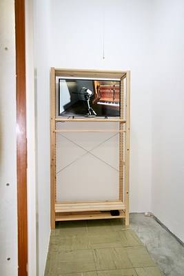 Image 4 of 16