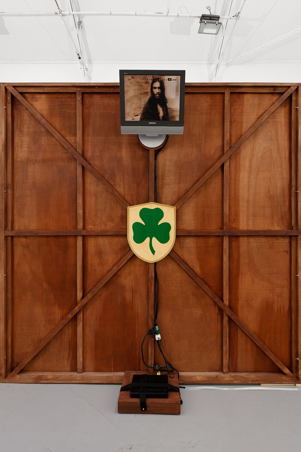 Gina Fischli, Mike Kelley, Untitled at La Cuisine, photo 14