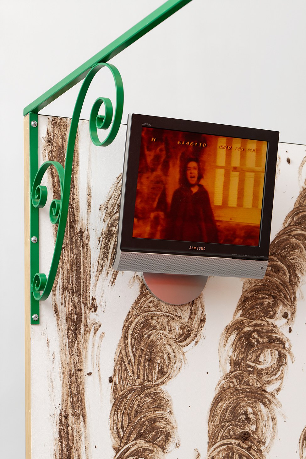 Gina Fischli, Mike Kelley, Untitled at La Cuisine, photo 15