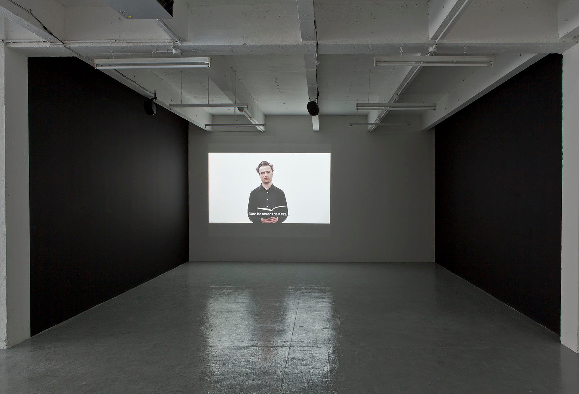 Claire Fontaine, Equivalences et Généralités at Galerie Chantal Crousel, photo 19