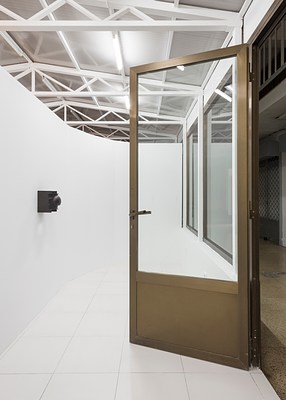 Image 8 of 28