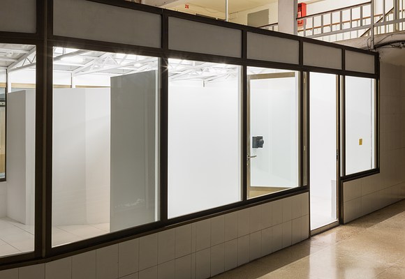 Image 19 of 28