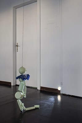 Image 4 of 14