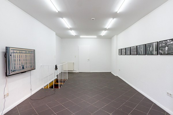 Image 2 of 16