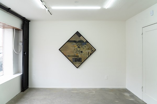 Image 4 of 22