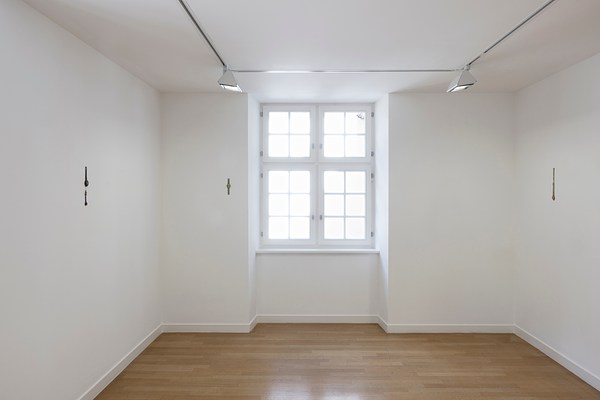 Image 16 of 45