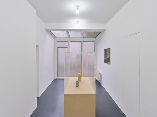 Image 2 of 17