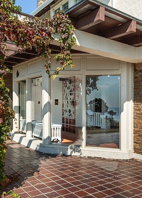 Image 1 of 20