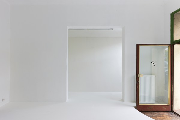 Image 2 of 15