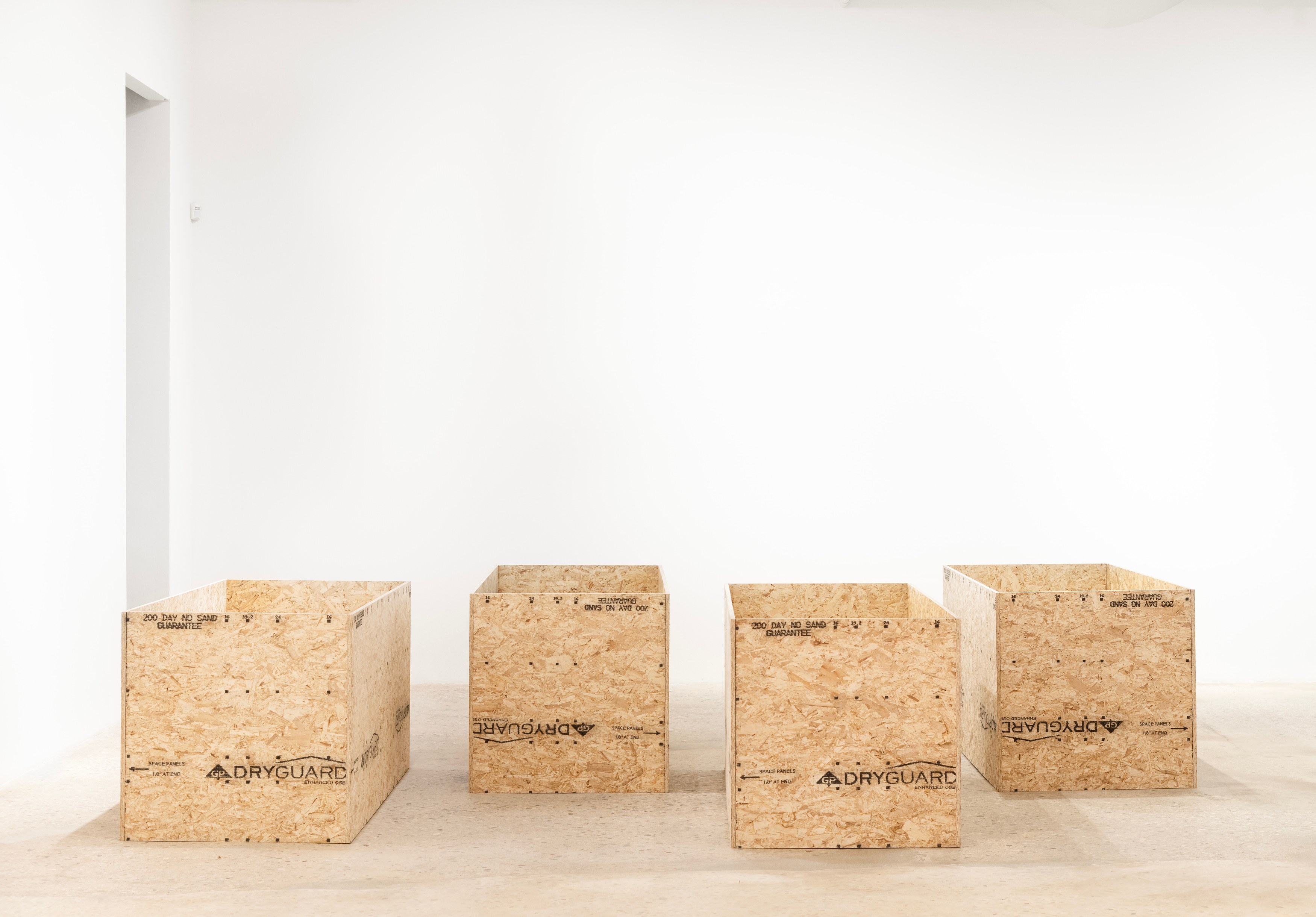 Diamond Stingily, Sand at Greene Naftali, photo 7