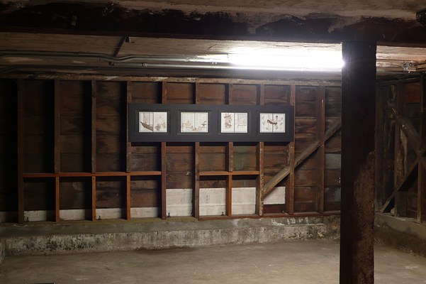 Image 3 of 7