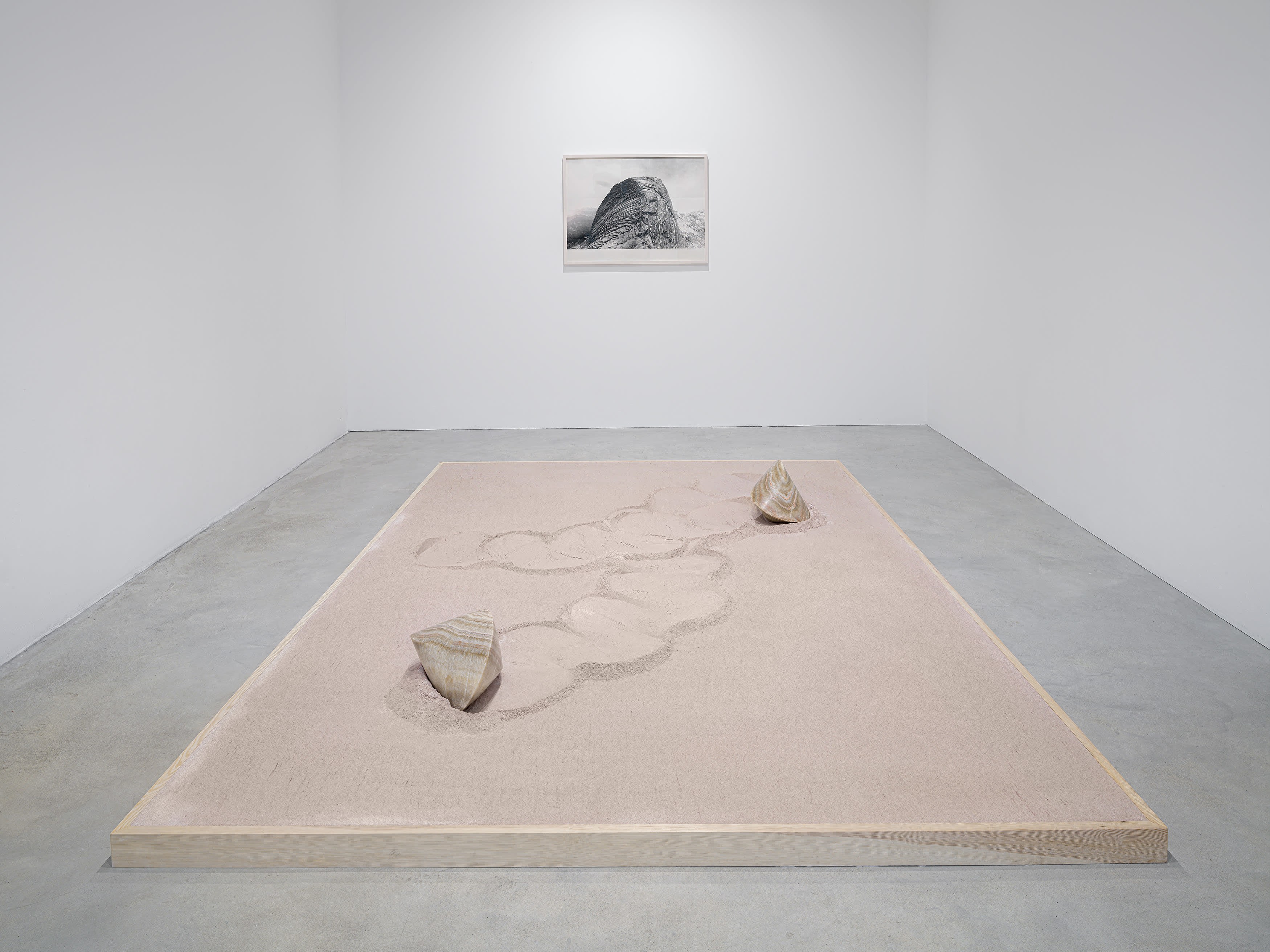 Elena Damiani, Tellurian Surface and Core Fragments at Galerie Nordenhake, photo 5