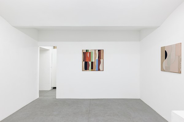 Image 10 of 27