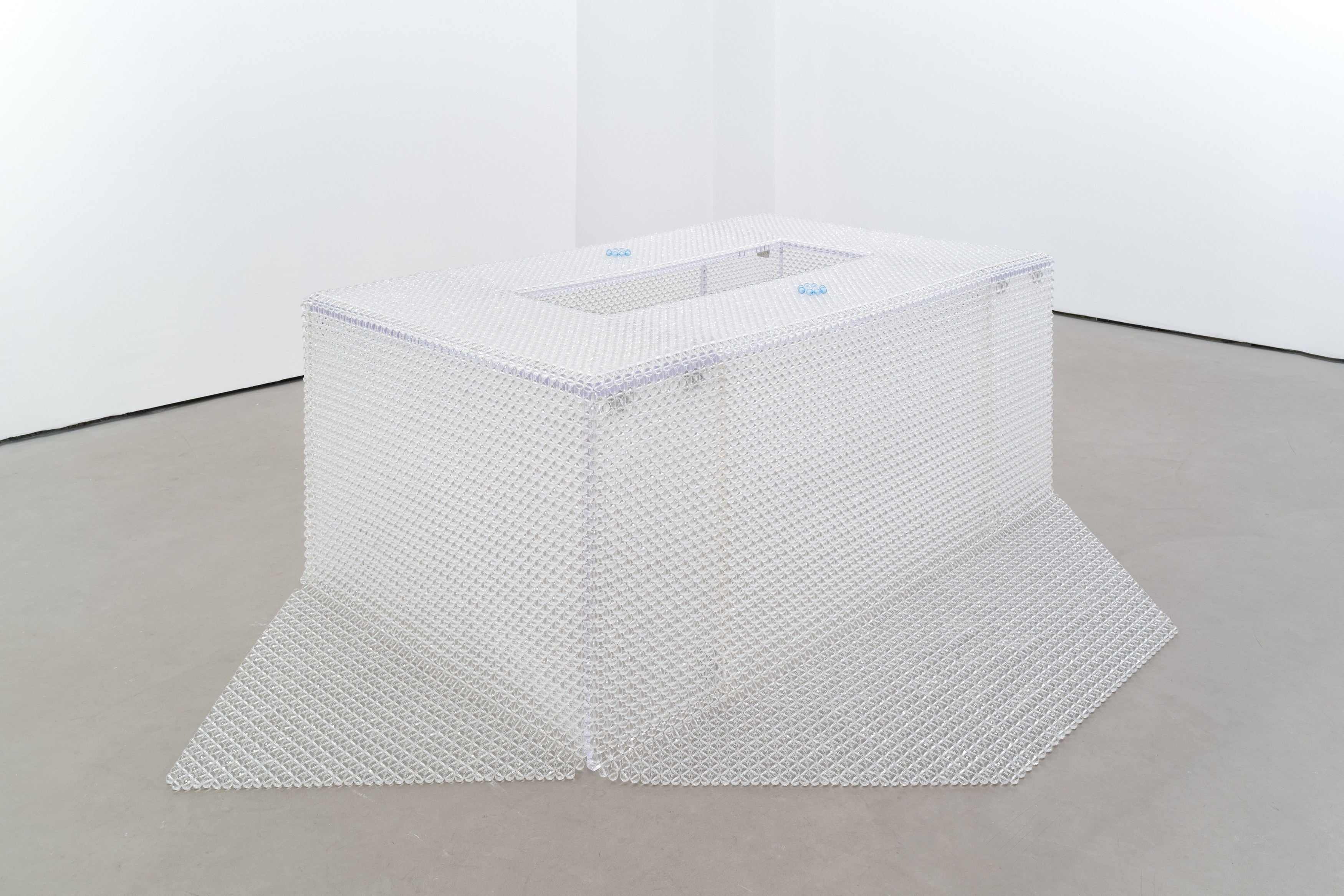 Zhi Wei, A Small Lie at Galerie Balice Hertling, photo 23