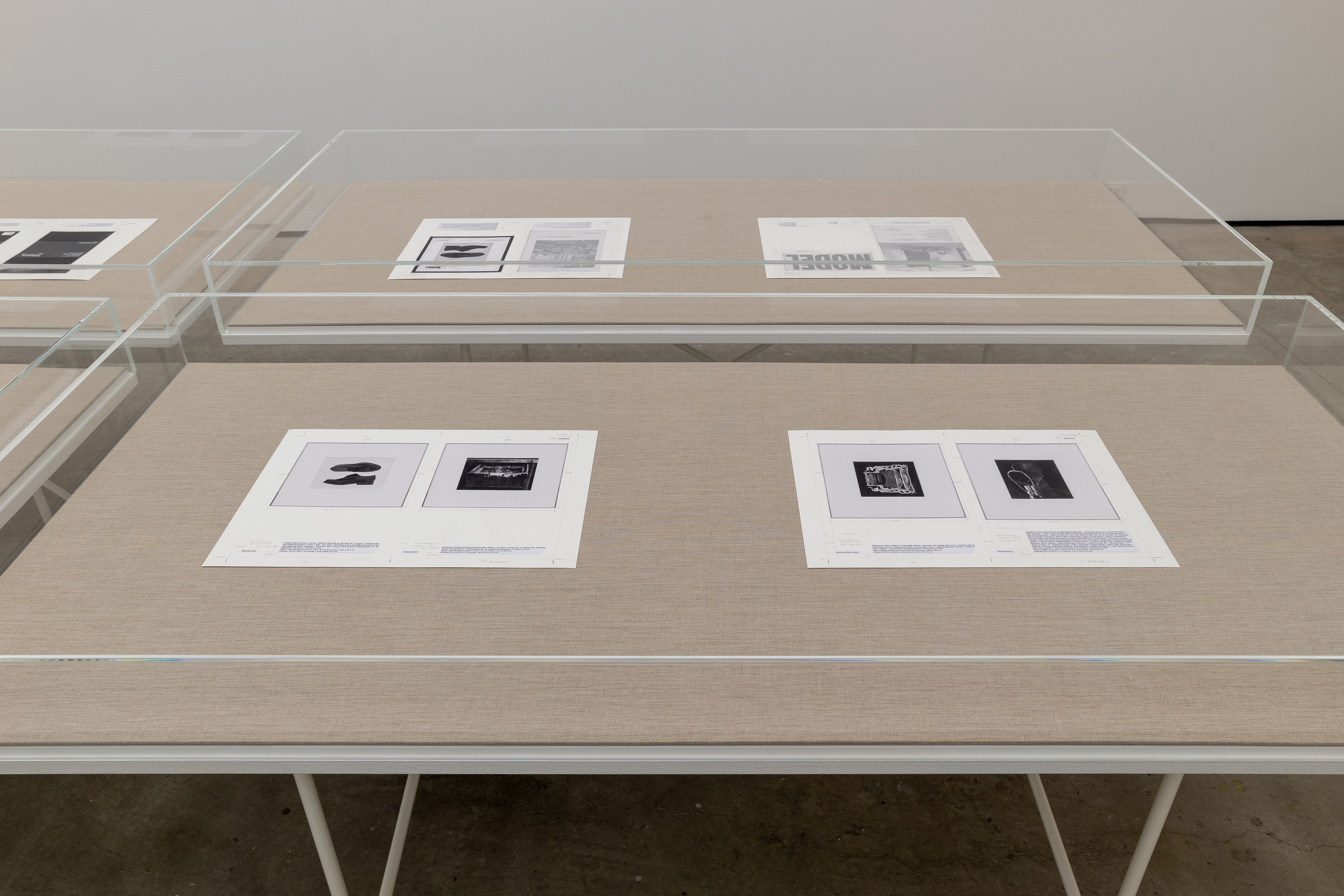 Christopher Williams, Untitled at Maxwell Graham, photo 15