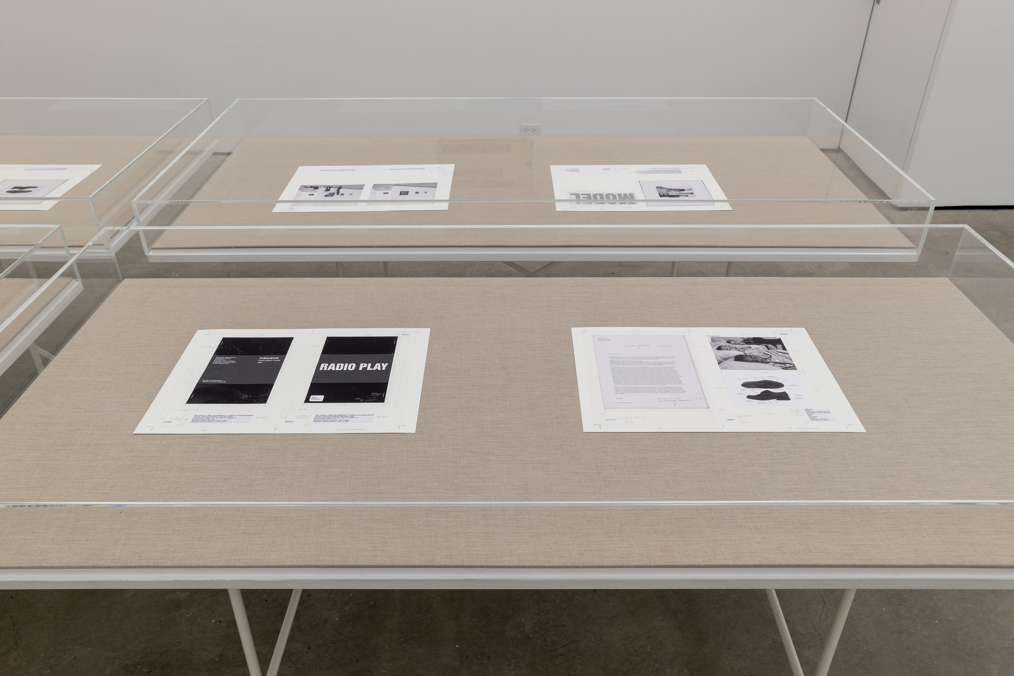 Christopher Williams, Untitled at Maxwell Graham, photo 17
