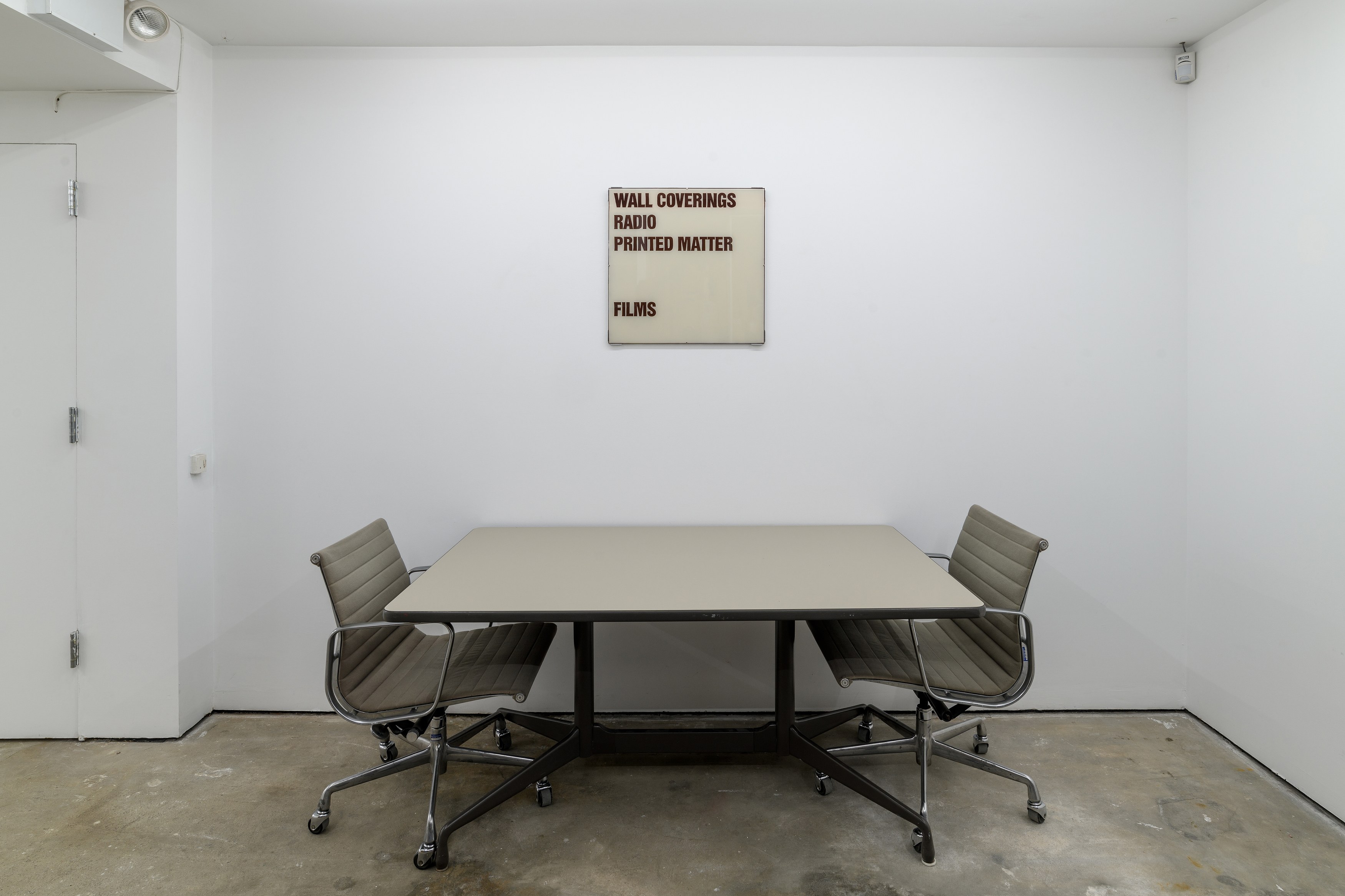 Christopher Williams, Untitled at Maxwell Graham, photo 40