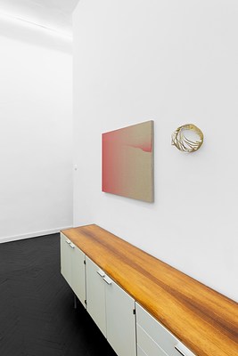 Image 29 of 76