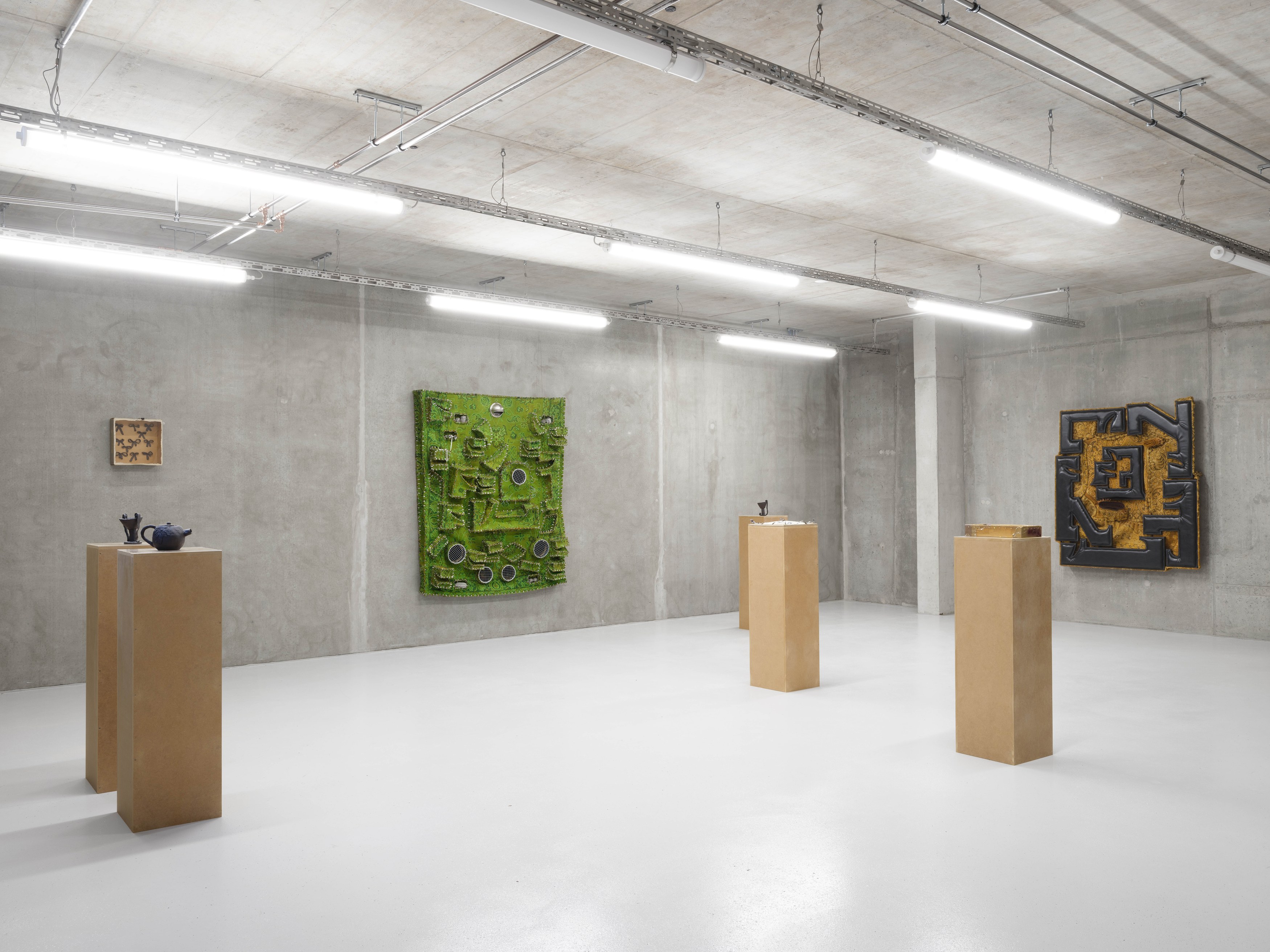 Living Spaces, Living Spaces at Galerie Molitor, photo 5