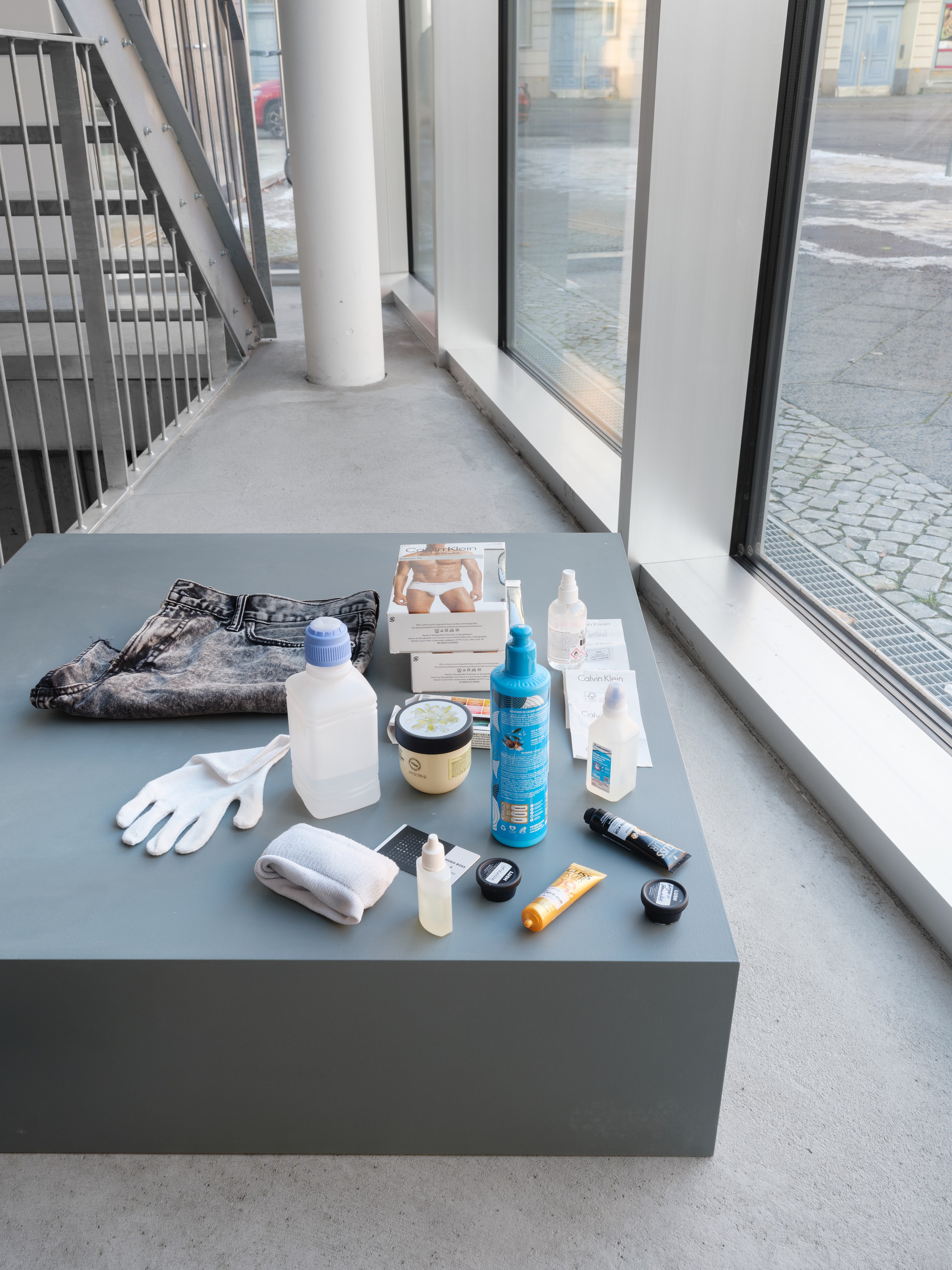 Living Spaces, Living Spaces at Galerie Molitor, photo 43