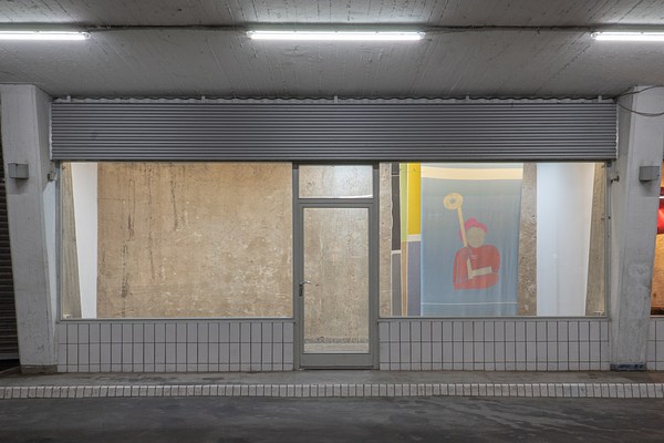 Image 1 of 21