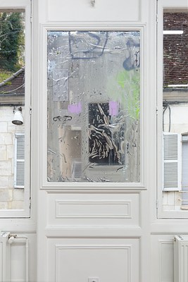 Image 4 of 17