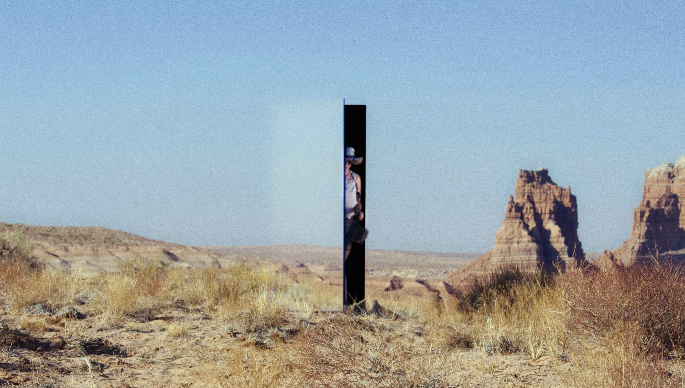 DIS, Everything but the World at Schinkel Pavillon, photo 12