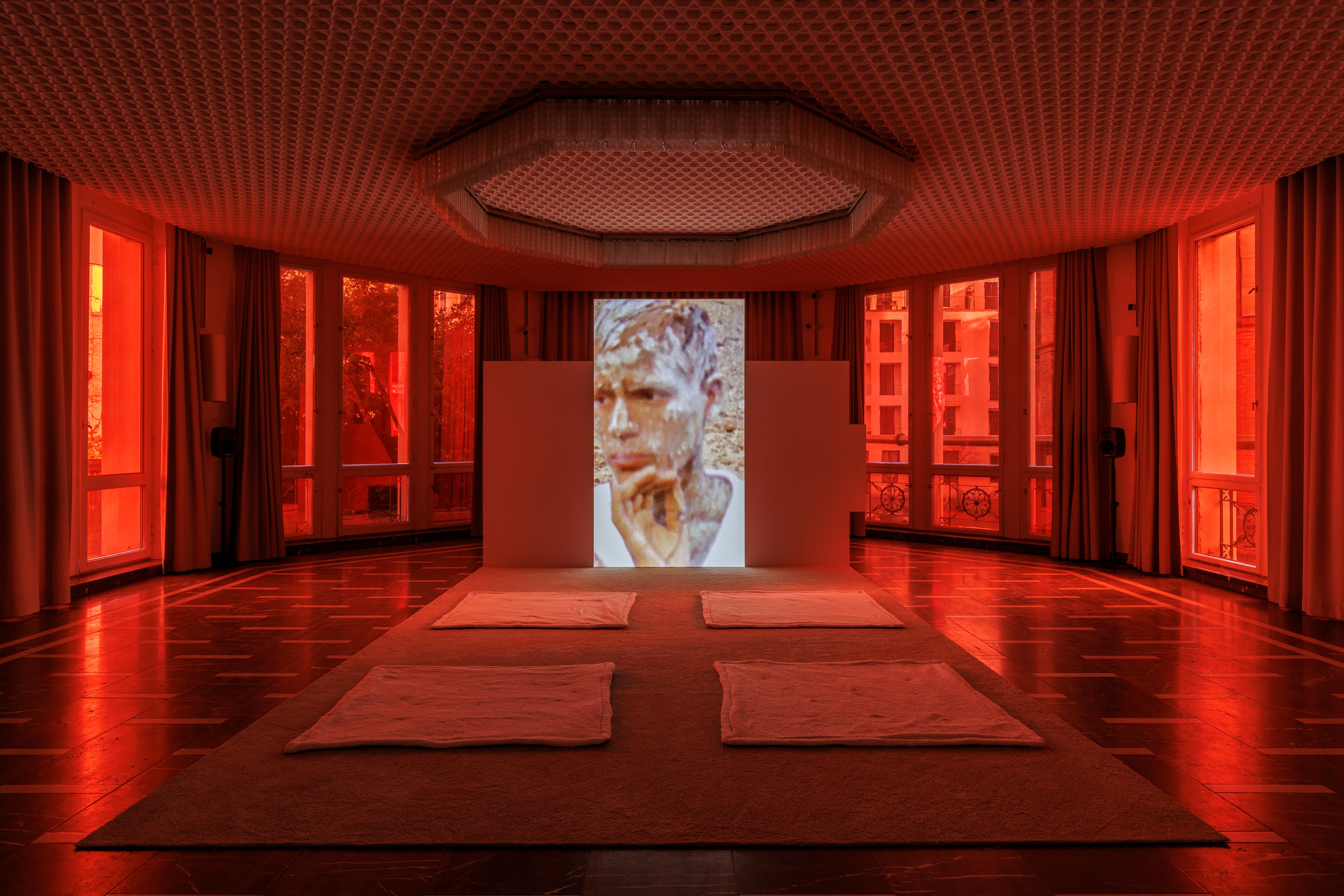 DIS, Everything but the World at Schinkel Pavillon, photo 3